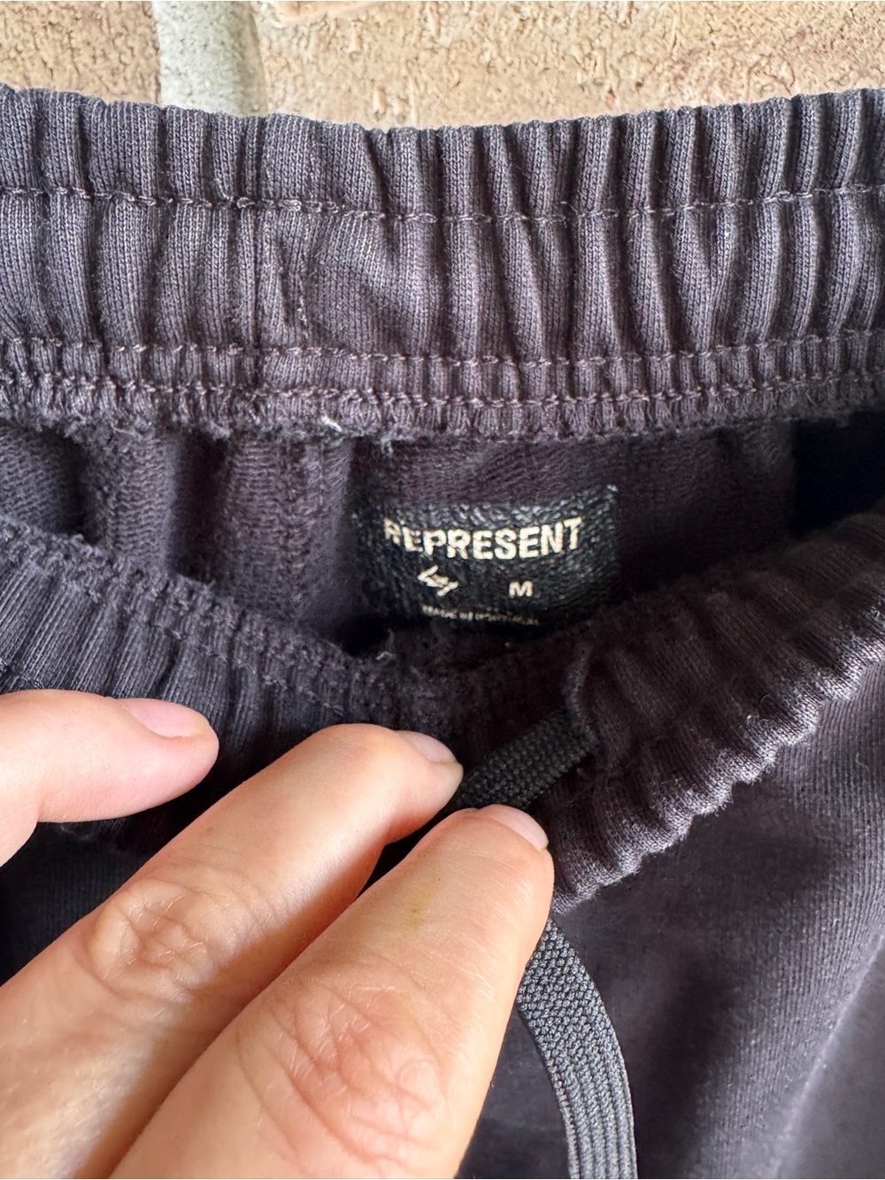 Represent Team 247 Sweatpant Size Medium - Picture 8 of 16